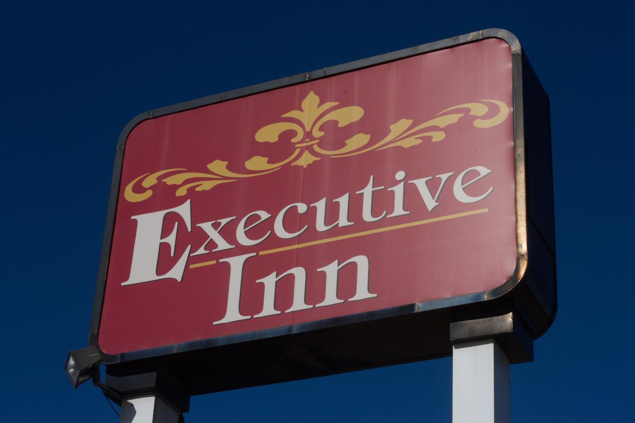 Executive Inn Ponca City Esterno foto