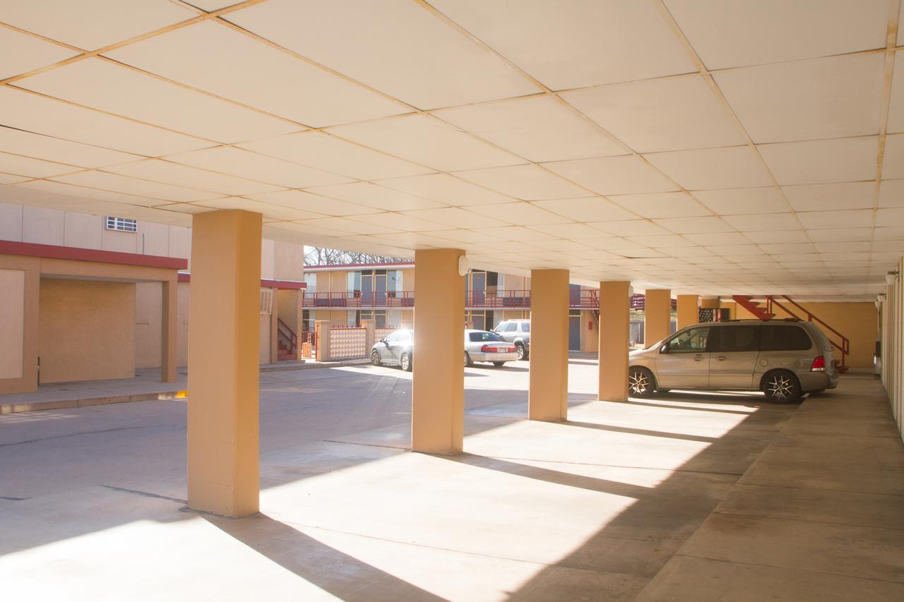 Executive Inn Ponca City Esterno foto