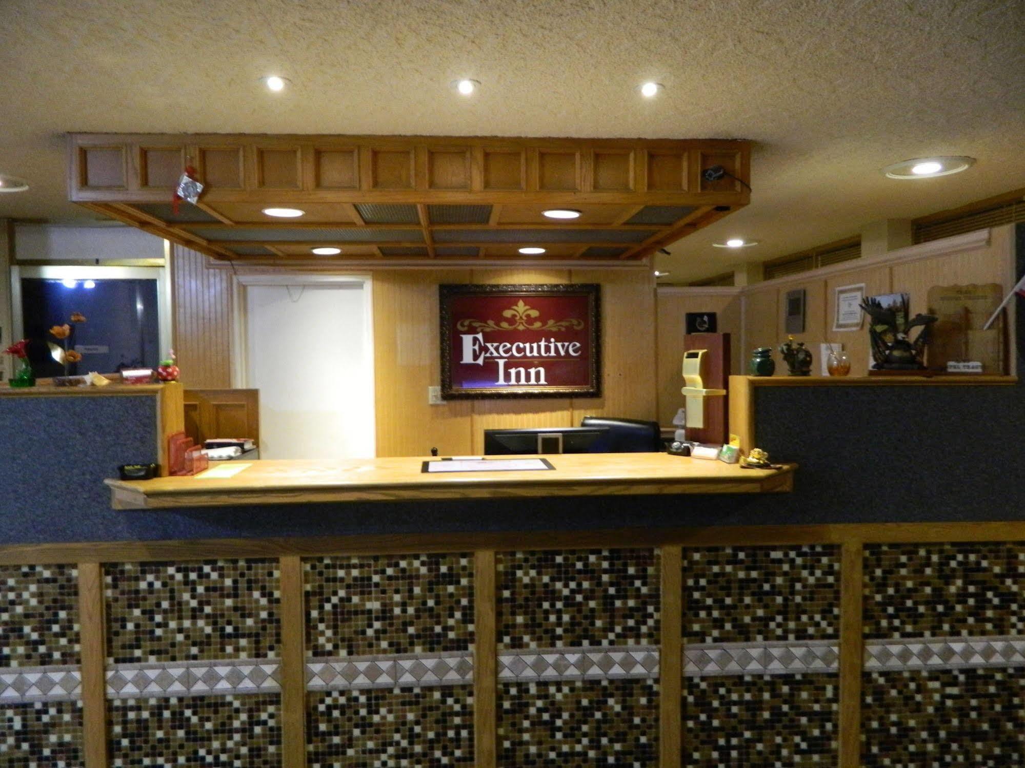 Executive Inn Ponca City Esterno foto